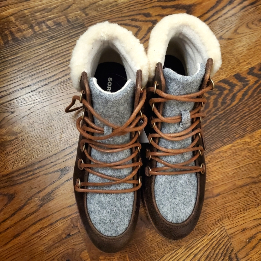 Sorel Harlow Lace Cozy Boot 9.5